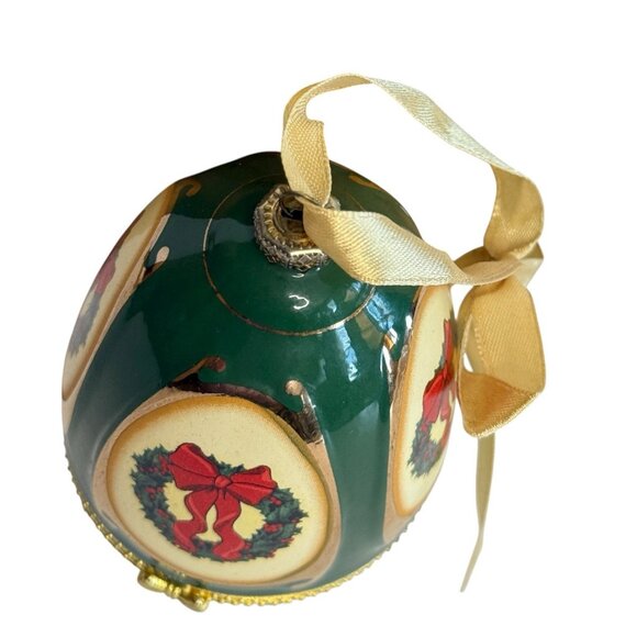 Mr. Christmas Musical Enamel Christmas Egg 2006 Plays The First Noel 4.5' x 2" - Picture 5 of 15